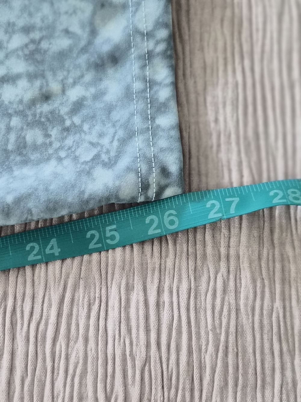 Marissa Olivia Blue Gray Marble Print Capri Leggings Size 2X with Pockets - Picture 5 of 11